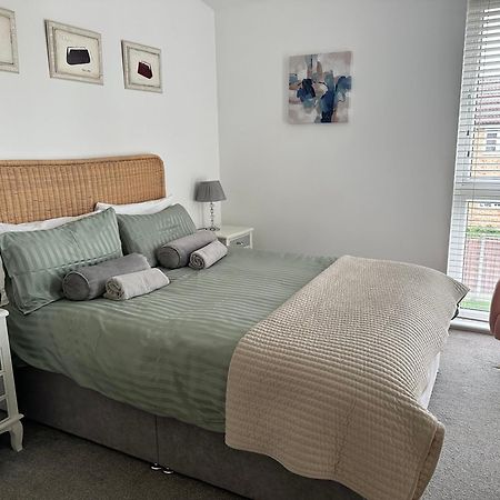 Ao & Etihad Stadium 6 Guest Stay- 3 Bedroom Central House With Parking & Wi Fi Manchester Kültér fotó