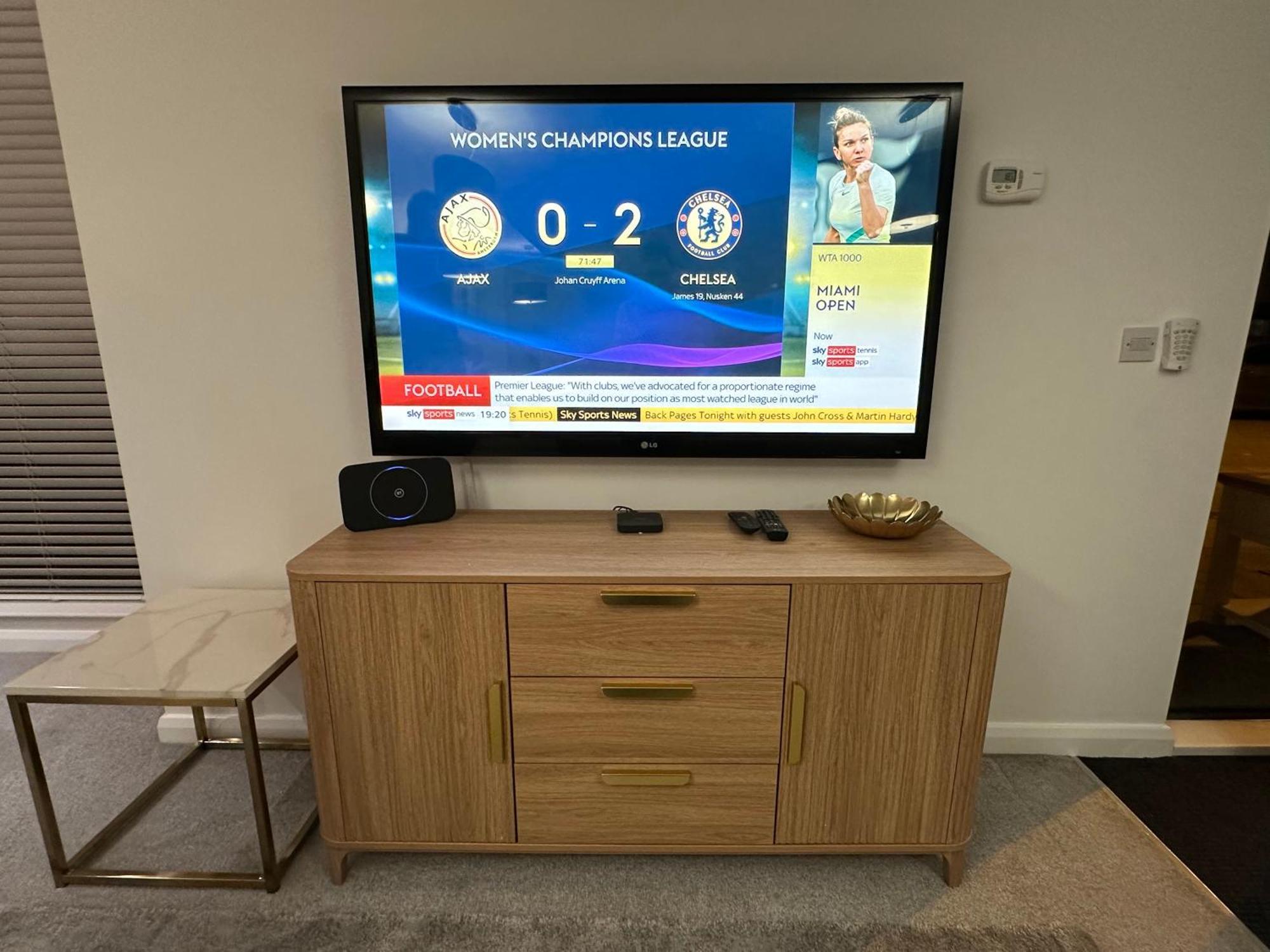 Ao & Etihad Stadium 6 Guest Stay- 3 Bedroom Central House With Parking & Wi Fi Manchester Kültér fotó