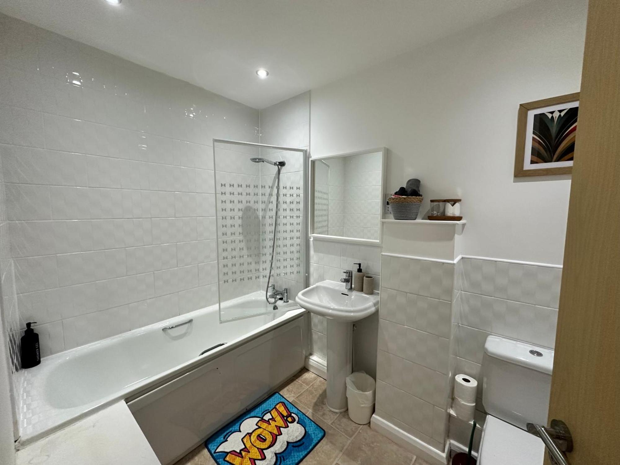 Ao & Etihad Stadium 6 Guest Stay- 3 Bedroom Central House With Parking & Wi Fi Manchester Kültér fotó